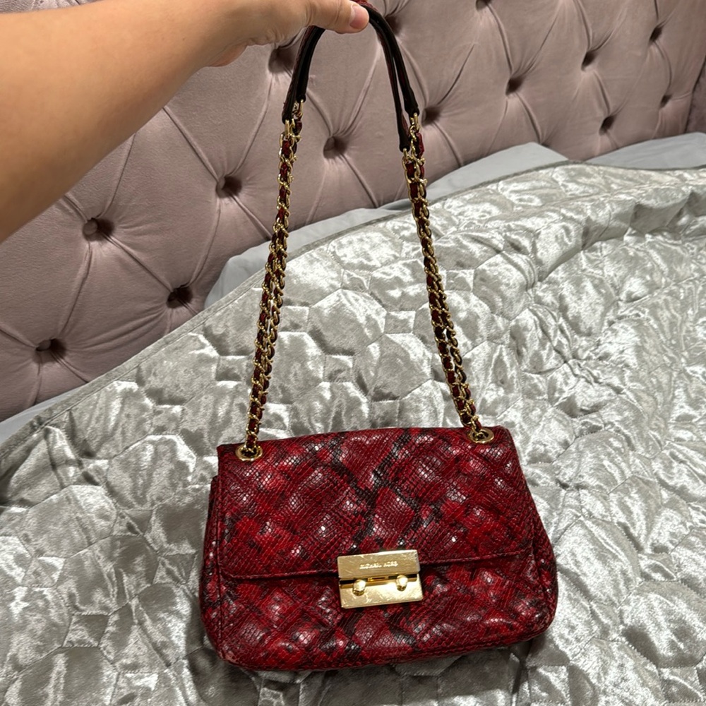 Micheal Kors shoulder bag